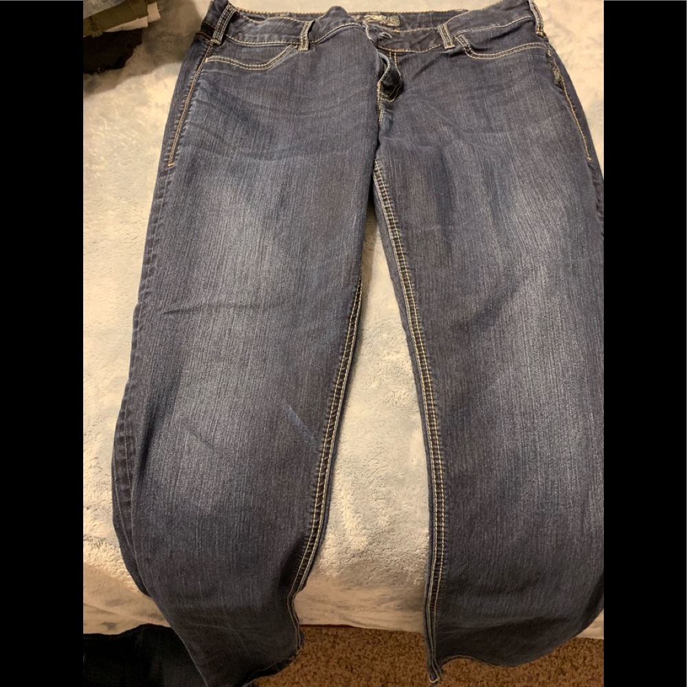 Women’s skinny jeans